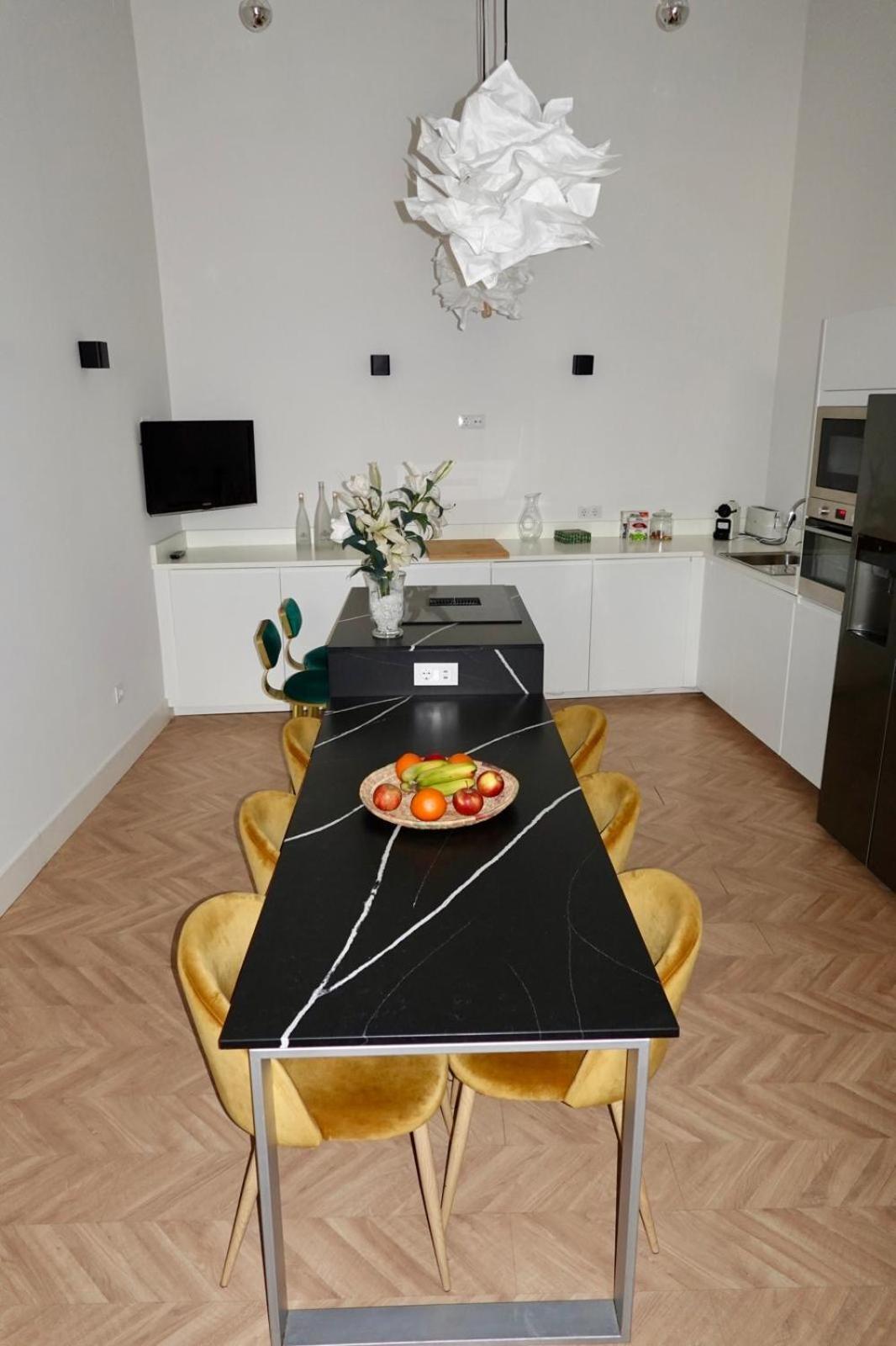 סביליה Peral Boutique Apartaments מראה חיצוני תמונה